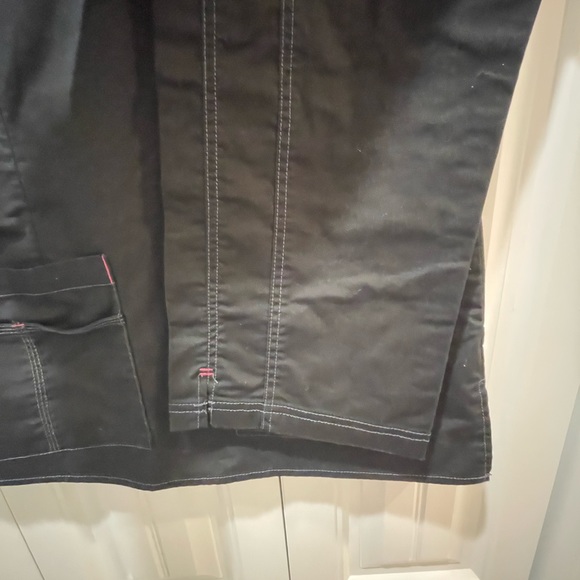 Wonder flex black scrubs set Sz S and S tall - Picture 5 of 7